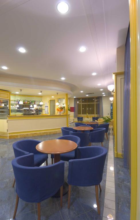 Hotel Sydney ซัน เบเนเดตโต เดล ตรอนโต ภายนอก รูปภาพ